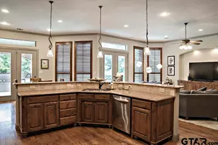 4700 Stonebridge Ln, Athens, TX 75751 - Photo 5