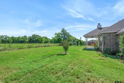 677 Oklahoma, Van, TX 75790 - Photo 17