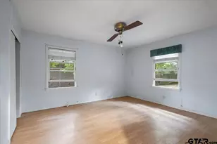 2105 Glenbrook Dr, Tyler, TX 75701 - Photo 13