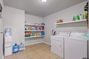 9165 Stonecreek Dr, Tyler, TX 75703 - Photo 17