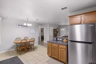 9165 Stonecreek Dr, Tyler, TX 75703 - Photo 15