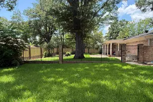 1302 Woodland Hills Dr, Tyler, TX 75701 - Photo 5