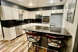 1302 Woodland Hills Dr, Tyler, TX 75701 - Photo 11