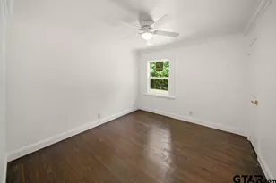 2314 Pleasant Dr, Tyler, TX 75701 - Photo 11