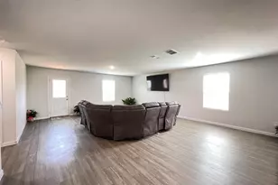 1007 Ripplewood Cir, Chandler, TX 75758 - Photo 11