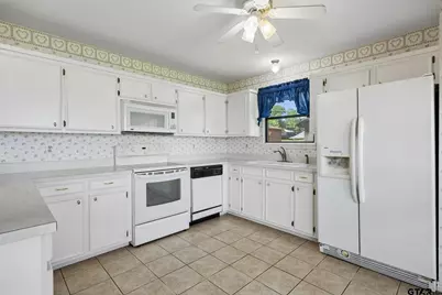 140 Pin Oak Drive, Mabank, TX 75156 - Photo 13