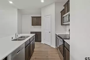 1940 Freeman St, Tyler, TX 75704 - Photo 5