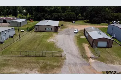 2000 E Murchison St, Palestine, TX 75801 - Photo 33