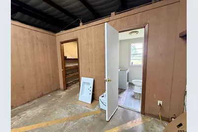 2000 E Murchison St, Palestine, TX 75801 - Photo 23