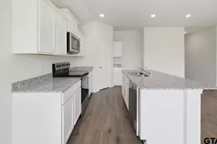 1948 Freeman St, Tyler, TX 75704 - Photo 3