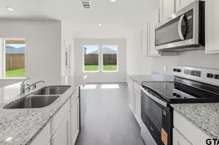 1948 Freeman St, Tyler, TX 75704 - Photo 7