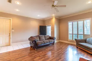 2329 Dietz Ln, Tyler, TX 75701 - Photo 7