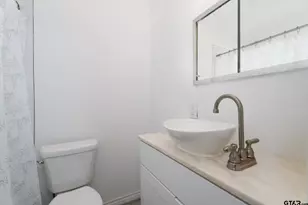 137 Gardner Dr, Palestine, TX 75803 - Photo 13