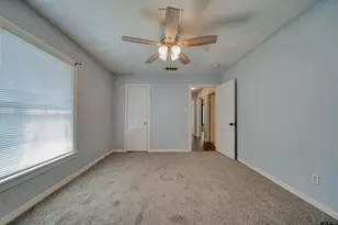 102 E Pirate Ave, Longview, TX 75604 - Photo 17