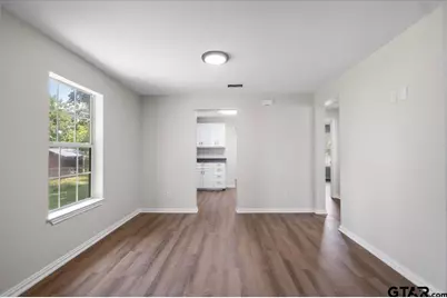 2007 N Palace, Tyler, TX 75702 - Photo 7