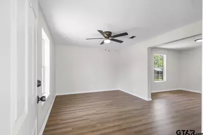 2007 N Palace, Tyler, TX 75702 - Photo 3