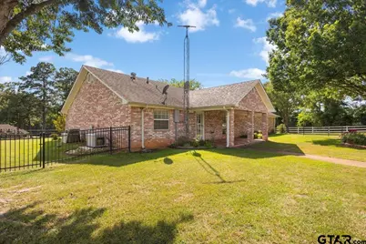 451 St Hwy 204, Jacksonville, TX 75766 - Photo 39