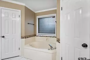 121 Crestview St, Chandler, TX 75758 - Photo 25