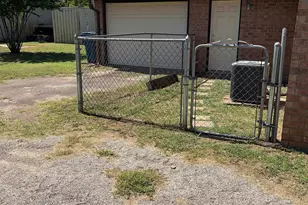 1400 N Beaulah St, Hawkins, TX 75765 - Photo 13