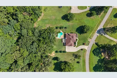210 Whistler, Hallsville, TX 75650 - Photo 13