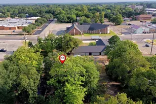 106 S College St, Lindale, TX 75771 - Photo 33