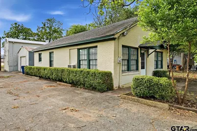106 S College St, Lindale, TX 75771 - Photo 7