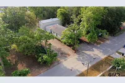 106 S College St, Lindale, TX 75771 - Photo 31