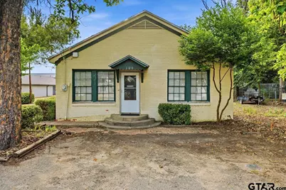 106 S College St, Lindale, TX 75771 - Photo 3