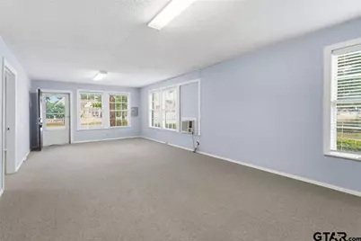 106 S College St, Lindale, TX 75771 - Photo 21