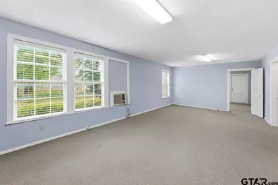 106 S College St, Lindale, TX 75771 - Photo 23