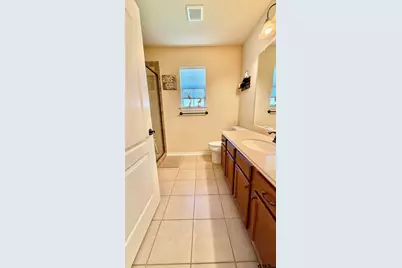 421 Cumberland Rd Unit 404, Tyler, TX 75703 - Photo 9