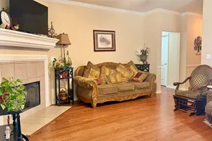 421 Cumberland Rd Unit 404, Tyler, TX 75703 - Photo 3