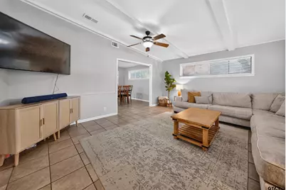 2425 Live Oak St, Jacksonville, TX 75766 - Photo 5