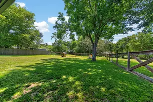 2425 Liveoak St, Jacksonville, TX 75766 - Photo 27