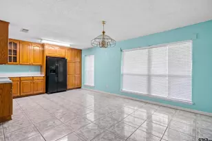 2117 Mlk, Palestine, TX 75803 - Photo 7