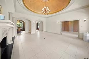 7402 Hollytree Dr, Tyler, TX 75703 - Photo 5
