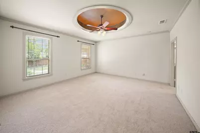 7402 Hollytree Dr, Tyler, TX 75703 - Photo 17