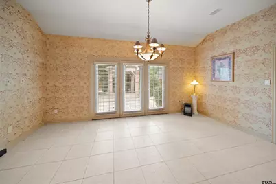 7402 Hollytree Dr, Tyler, TX 75703 - Photo 15