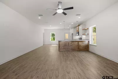 817 Boyd Ave, Tyler, TX 75701 - Photo 5