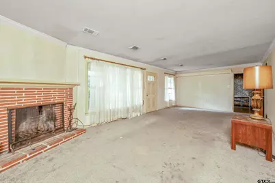 599 E Holley, Alba, TX 75410 - Photo 5
