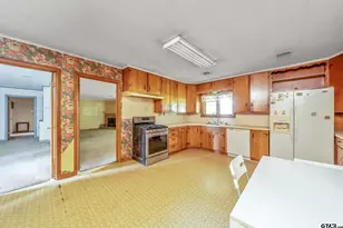 599 E Holley, Alba, TX 75410 - Photo 7