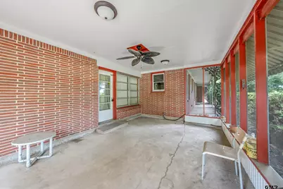 599 E Holley, Alba, TX 75410 - Photo 3
