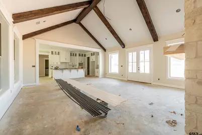 2546 Barton Creek Cir, Tyler, TX 75703 - Photo 5
