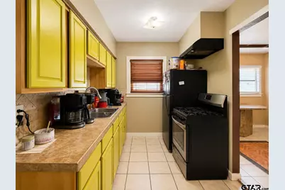 1414 N Summit Ave, Tyler, TX 75702 - Photo 9