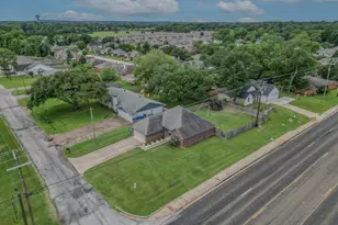100 S Rainbow Dr, Whitehouse, TX 75791 - Photo 3