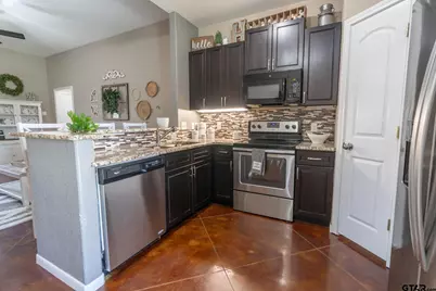 100 S Rainbow Dr, Whitehouse, TX 75791 - Photo 13