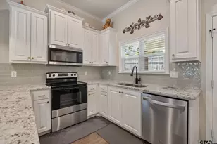 2728 Royal Vlg Wy, Tyler, TX 75701 - Photo 9