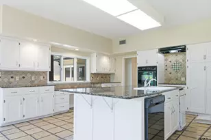 1601 Brandywine Dr, Tyler, TX 75703 - Photo 13