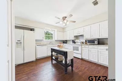 7574 St Hwy 64, Ben Wheeler, TX 75754 - Photo 9