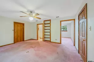 224 Blue Bird Ln, Holly Lake Ranch, TX 75765 - Photo 17